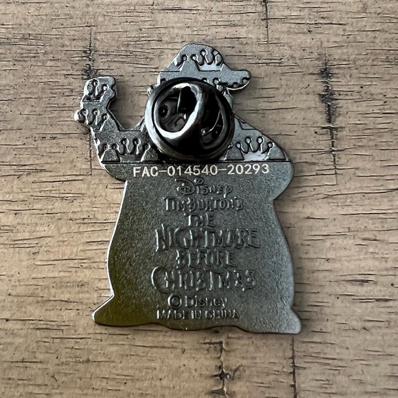 Disney Nightmare Before Christmas Oogie Boogie Enamel Pin - Picture 5 of 6